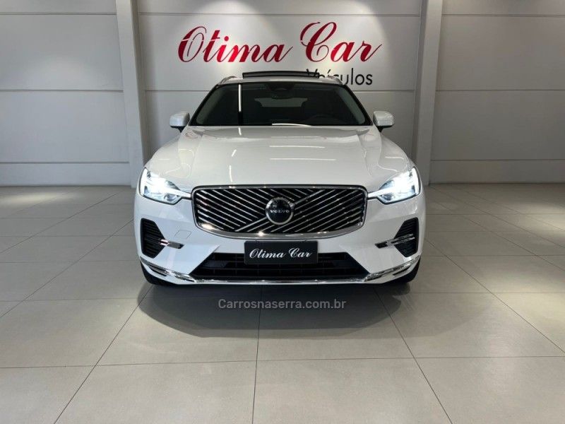 VOLVO XC60 2.0 T8 RECHARGE PLUS AWD HIBRIDO 2025/2026 ÓTIMA CAR FLORES DA CUNHA / Carros no Vale VOLVO XC60 2.0 T8 RECHARGE PLUS AWD HIBRIDO 2025/2026 ÓTIMA CAR FLORES DA CUNHA / Carros no Vale