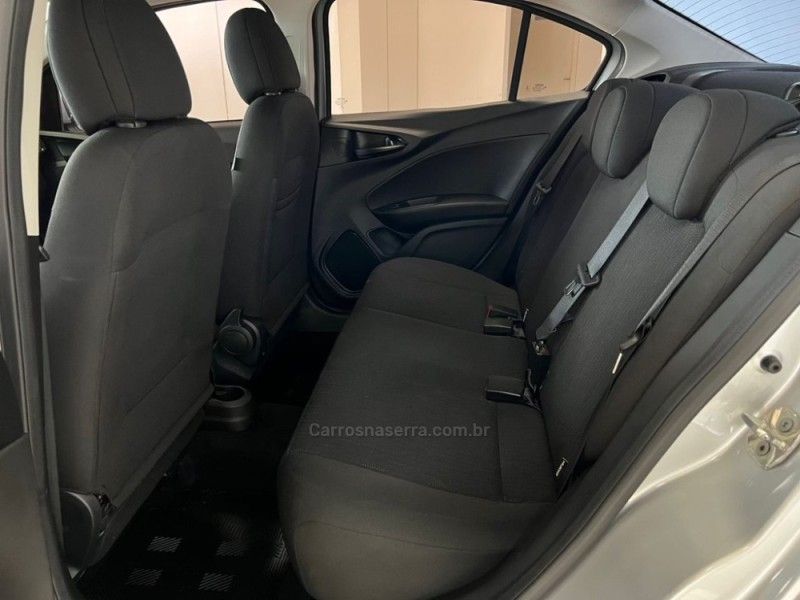 FIAT CRONOS 1.3 DRIVE 8V 2021/2022 CIMIRRO AUTOMÓVEIS TAQUARA / Carros no Vale