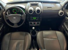 FORD ECOSPORT 1.6 XLT 8V 2007/2008 CIMIRRO AUTOMÓVEIS TAQUARA / Carros no Vale