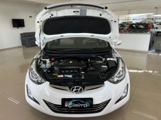 HYUNDAI ELANTRA 2.0 16V 2015/2016 CIMIRRO AUTOMÓVEIS TAQUARA / Carros no Vale