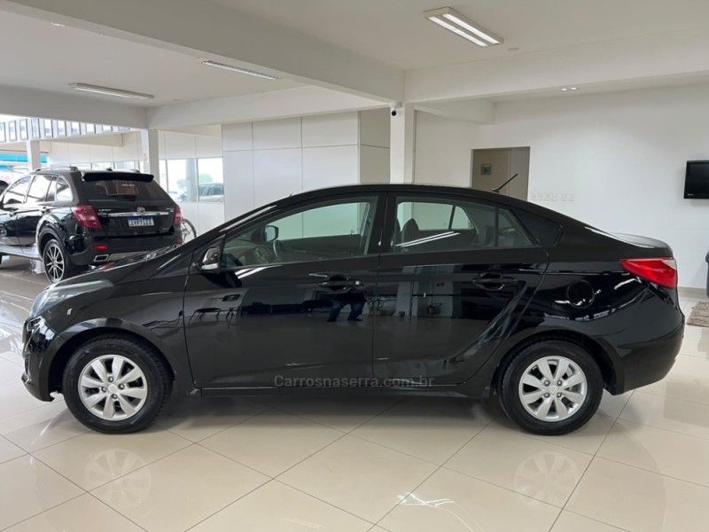 HYUNDAI HB20S 1.6 COMFORT PLUS 16V 2013/2014 CIMIRRO AUTOMÓVEIS TAQUARA / Carros no Vale
