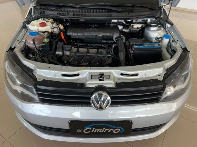 VOLKSWAGEN GOL 1.0 MI 8V 2013/2014 CIMIRRO AUTOMÓVEIS TAQUARA / Carros no Vale VOLKSWAGEN GOL 1.0 MI 8V 2013/2014 CIMIRRO AUTOMÓVEIS TAQUARA / Carros no Vale
