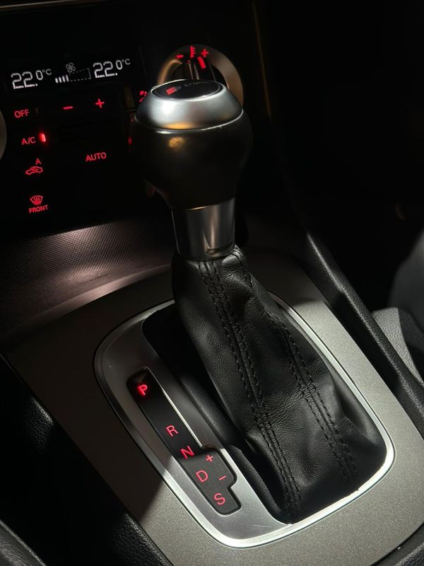Audi Q3 2.0 Tfsi 2014/2015 DL MOTORS LAJEADO / Carros no Vale