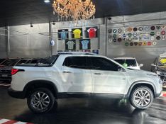 Fiat Toro Volcano D4 2018/2019 DL MOTORS LAJEADO / Carros no Vale