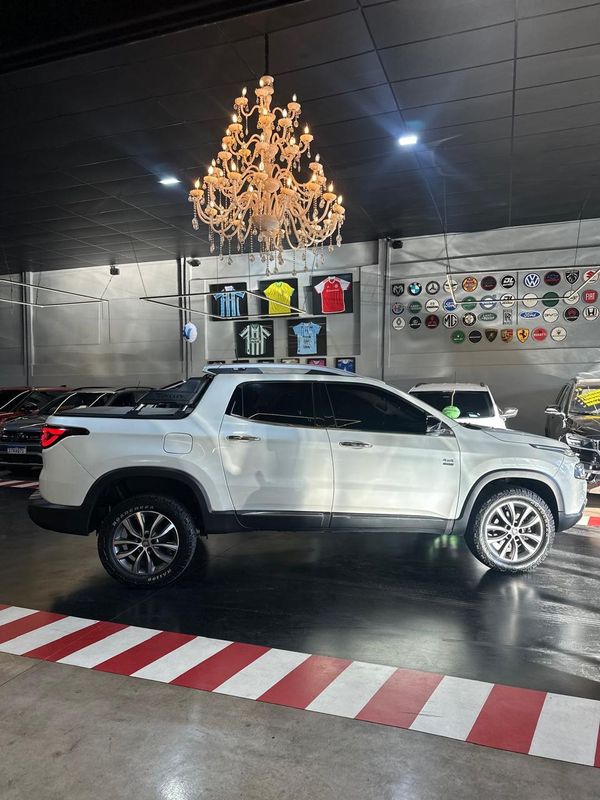 Fiat Toro Volcano D4 2018/2019 DL MOTORS LAJEADO / Carros no Vale