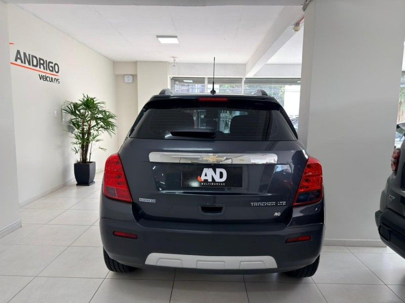 CHEVROLET TRACKER 1.8 MPFI LTZ 4X2 16V 2015/2015 ANDRIGO VEÍCULOS CAXIAS DO SUL / Carros no Vale