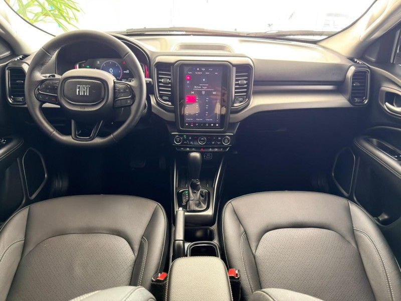 FIAT TORO 2.0 16V TURBO VOLCANO AT9 4X4 2024/2025 ANDRIGO VEÍCULOS CAXIAS DO SUL / Carros no Vale