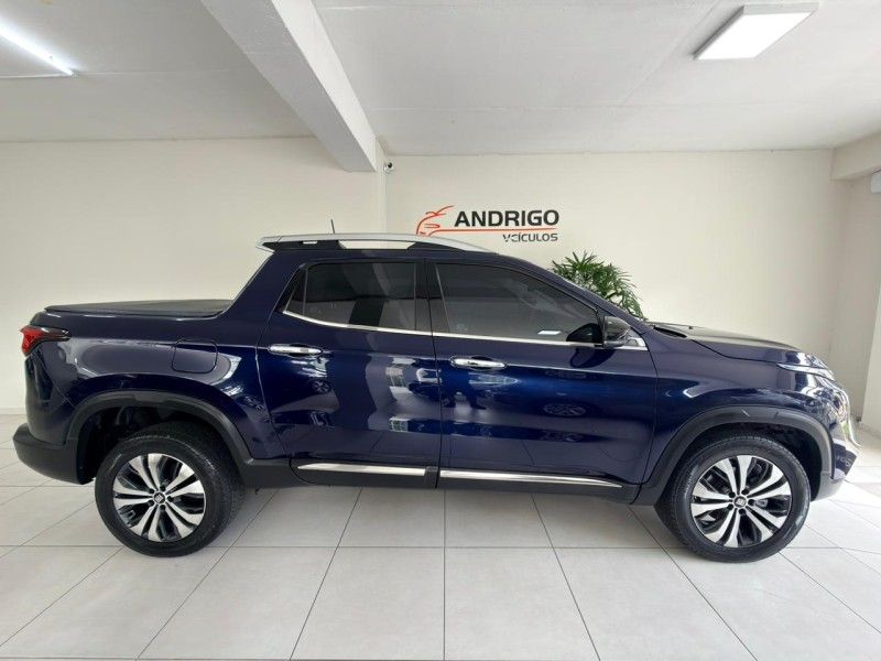 FIAT TORO 2.0 16V TURBO VOLCANO AT9 4X4 2024/2025 ANDRIGO VEÍCULOS CAXIAS DO SUL / Carros no Vale