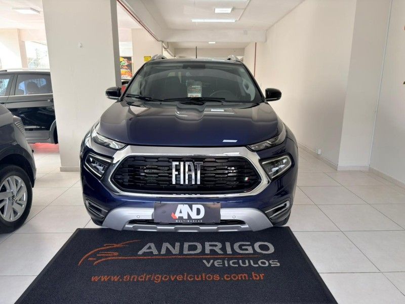 FIAT TORO 2.0 16V TURBO VOLCANO AT9 4X4 2024/2025 ANDRIGO VEÍCULOS CAXIAS DO SUL / Carros no Vale