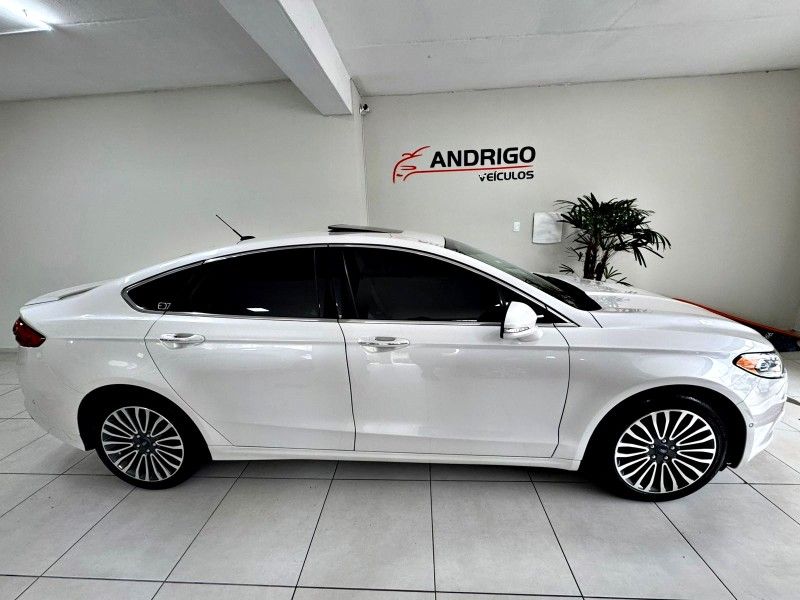 FORD FUSION 2.0 TITANIUM AWD 16V 2017/2018 ANDRIGO VEÍCULOS CAXIAS DO SUL / Carros no Vale