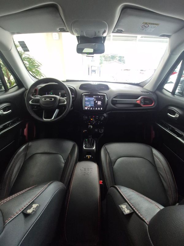 JEEP RENEGADE 1.3 TRAILHAWK T270 16V TURBO 4×4 2022/2022 ANDRIGO VEÍCULOS CAXIAS DO SUL / Carros no Vale