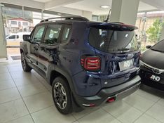 JEEP RENEGADE 1.3 TRAILHAWK T270 16V TURBO 4×4 2022/2022 ANDRIGO VEÍCULOS CAXIAS DO SUL / Carros no Vale