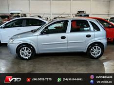 CHEVROLET CORSA 1.4 MPFI MAXX 8V 2011/2012 V10 VEÍCULOS CAXIAS DO SUL / Carros no Vale