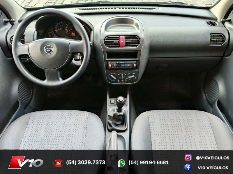 CHEVROLET CORSA 1.4 MPFI MAXX 8V 2011/2012 V10 VEÍCULOS CAXIAS DO SUL / Carros no Vale CHEVROLET CORSA 1.4 MPFI MAXX 8V 2011/2012 V10 VEÍCULOS CAXIAS DO SUL / Carros no Vale