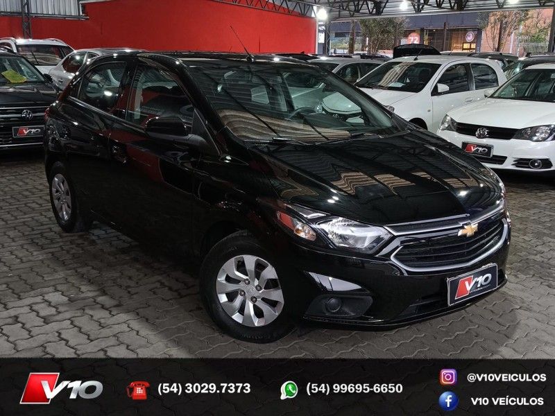 CHEVROLET ONIX 1.0 MPFI LT 8V 2017/2018 V10 VEÍCULOS CAXIAS DO SUL / Carros no Vale