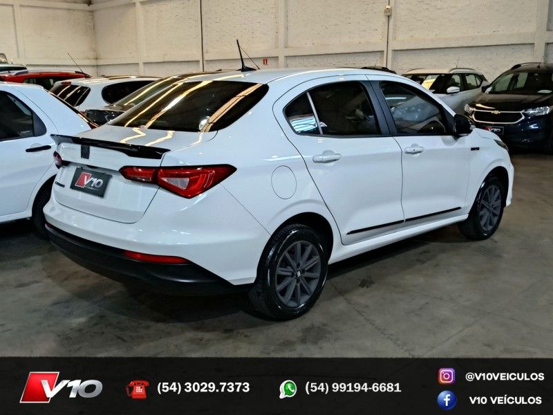FIAT CRONOS 1.3 FIREFLY DRIVE S-DESIGN 2022/2023 V10 VEÍCULOS CAXIAS DO SUL / Carros no Vale