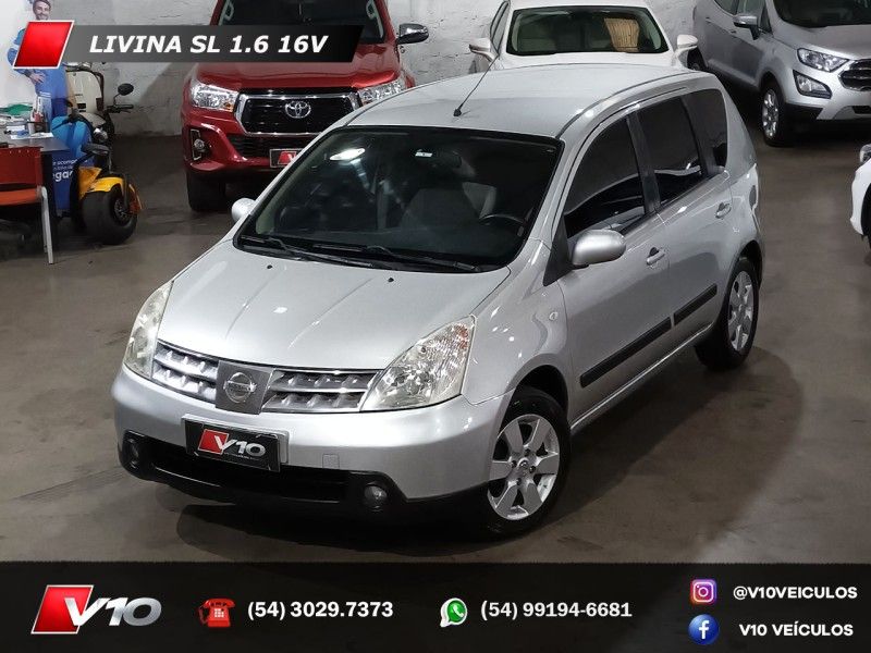 NISSAN LIVINA 1.6 SL 16V 2009/2010 V10 VEÍCULOS CAXIAS DO SUL / Carros no Vale NISSAN LIVINA 1.6 SL 16V 2009/2010 V10 VEÍCULOS CAXIAS DO SUL / Carros no Vale