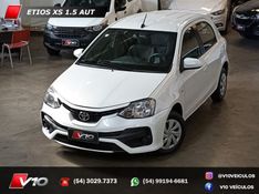 TOYOTA ETIOS 1.5 XS 16V 2017/2018 V10 VEÍCULOS CAXIAS DO SUL / Carros no Vale