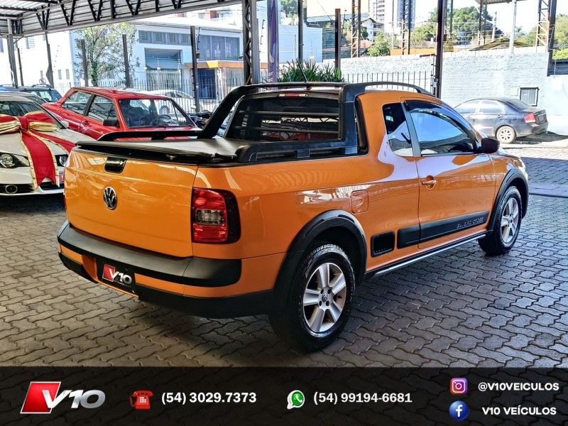 VOLKSWAGEN SAVEIRO 1.6 CROSS CE 8V 2010/2011 V10 VEÍCULOS CAXIAS DO SUL / Carros no Vale