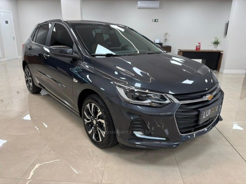 CHEVROLET ONIX 1.0PREMIER PLUS 12V TURBO 2023/2024 LUIGGI AUTOMÓVEIS CARLOS BARBOSA / Carros no Vale CHEVROLET ONIX 1.0PREMIER PLUS 12V TURBO 2023/2024 LUIGGI AUTOMÓVEIS CARLOS BARBOSA / Carros no Vale