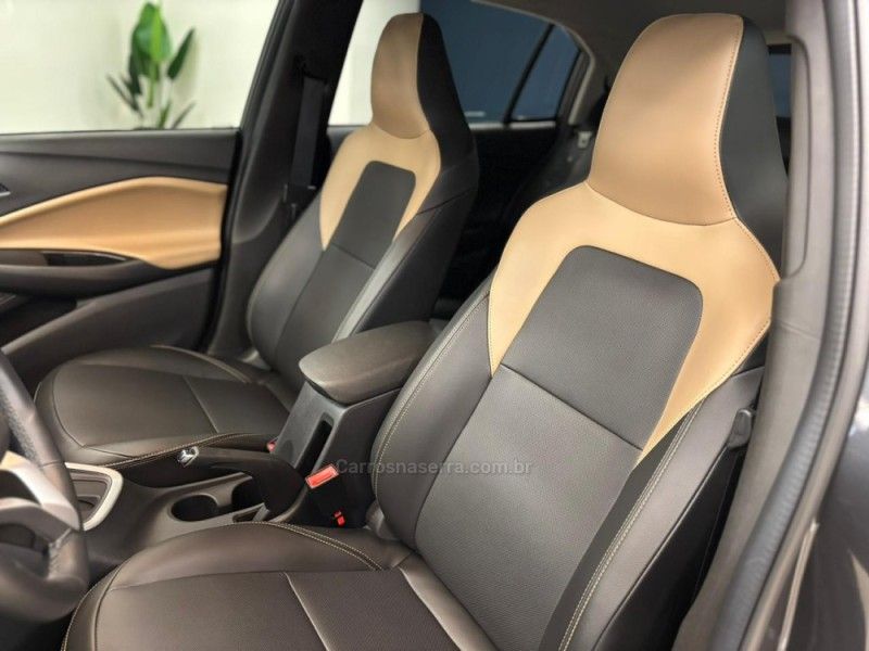 CHEVROLET ONIX 1.0PREMIER PLUS 12V TURBO 2023/2024 LUIGGI AUTOMÓVEIS CARLOS BARBOSA / Carros no Vale CHEVROLET ONIX 1.0PREMIER PLUS 12V TURBO 2023/2024 LUIGGI AUTOMÓVEIS CARLOS BARBOSA / Carros no Vale