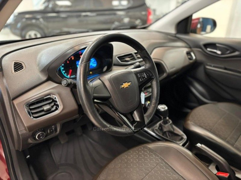CHEVROLET PRISMA 1.4 MPFI LTZ 8V 2017/2018 LUIGGI AUTOMÓVEIS CARLOS BARBOSA / Carros no Vale