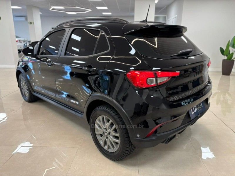 FIAT ARGO 1.3 8V TREKKING 2020/2021 LUIGGI AUTOMÓVEIS CARLOS BARBOSA / Carros no Vale