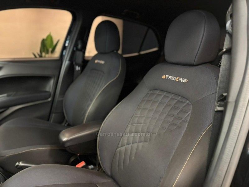 FIAT ARGO 1.3 8V TREKKING 2020/2021 LUIGGI AUTOMÓVEIS CARLOS BARBOSA / Carros no Vale