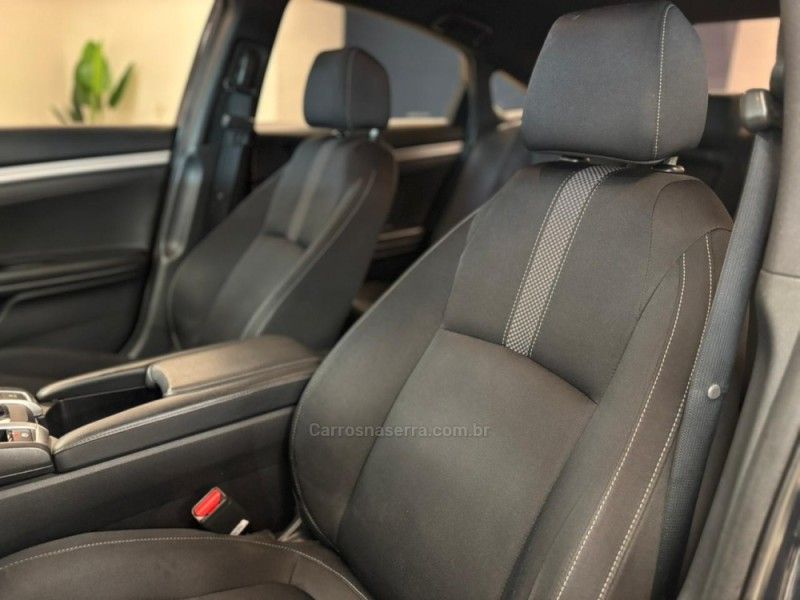 HONDA CIVIC 2.0 LX SEDAN 16V 2019/2020 LUIGGI AUTOMÓVEIS CARLOS BARBOSA / Carros no Vale