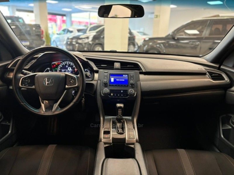 HONDA CIVIC 2.0 LX SEDAN 16V 2019/2020 LUIGGI AUTOMÓVEIS CARLOS BARBOSA / Carros no Vale