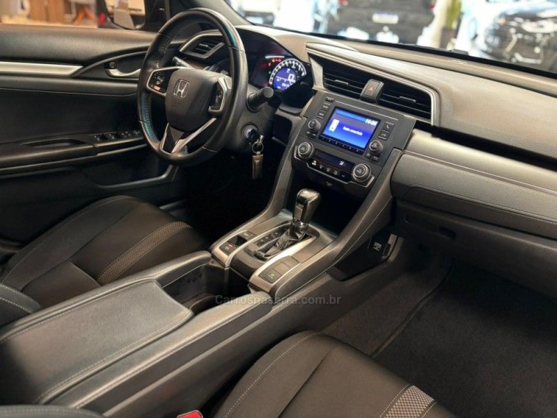HONDA CIVIC 2.0 LX SEDAN 16V 2019/2020 LUIGGI AUTOMÓVEIS CARLOS BARBOSA / Carros no Vale
