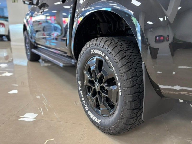 NISSAN FRONTIER 2.3 16V PLATINUM TURBO CD 4X4 2024/2025 LUIGGI AUTOMÓVEIS CARLOS BARBOSA / Carros no Vale