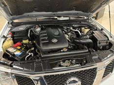 NISSAN FRONTIER 2.5 SL 4X4 CD TURBO ELETRONIC 2015/2016 LUIGGI AUTOMÓVEIS CARLOS BARBOSA / Carros no Vale
