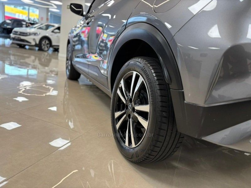 NISSAN KICKS 1.6 ADVANCE 16V PLUS CVT 2022/2023 LUIGGI AUTOMÓVEIS CARLOS BARBOSA / Carros no Vale