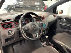 VOLKSWAGEN FOX 1.6 MI ROCK IN RIO 8V 2013/2014 LUIGGI AUTOMÓVEIS CARLOS BARBOSA / Carros no Vale
