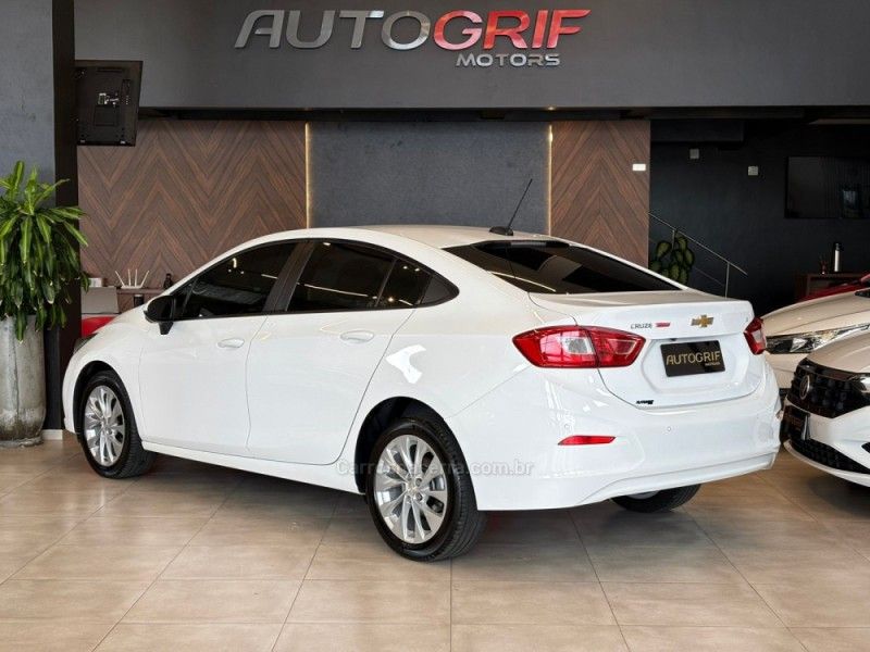 CHEVROLET CRUZE 1.4 TURBO LT 16V 2018/2018 AUTOGRIF MOTORS CAMPO BOM / Carros no Vale CHEVROLET CRUZE 1.4 TURBO LT 16V 2018/2018 AUTOGRIF MOTORS CAMPO BOM / Carros no Vale