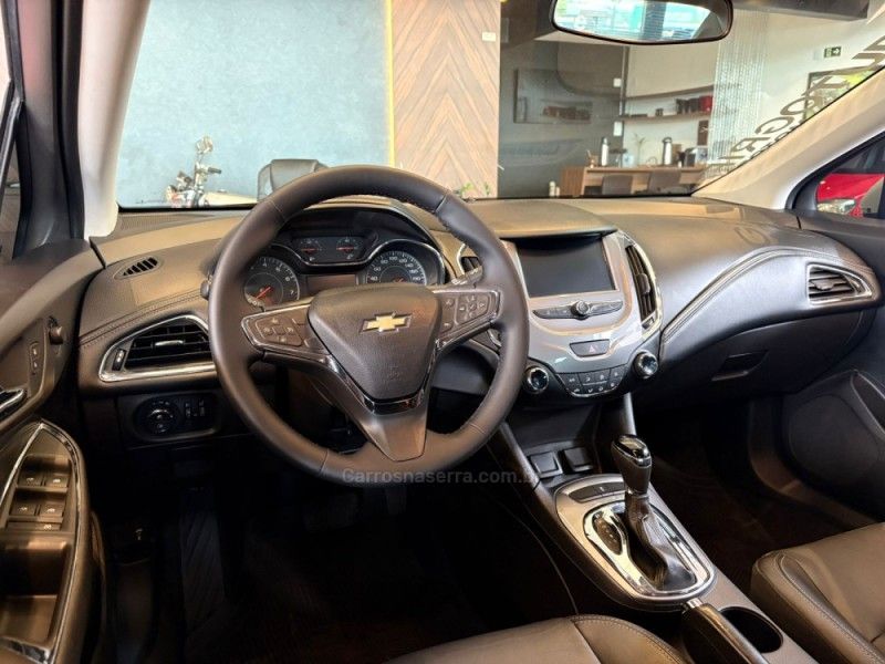 CHEVROLET CRUZE 1.4 TURBO LT 16V 2018/2018 AUTOGRIF MOTORS CAMPO BOM / Carros no Vale CHEVROLET CRUZE 1.4 TURBO LT 16V 2018/2018 AUTOGRIF MOTORS CAMPO BOM / Carros no Vale