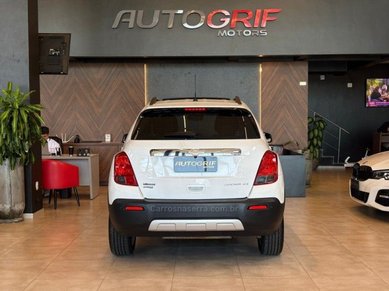 CHEVROLET TRACKER 1.8 MPFI LTZ 4X2 16V 2015/2015 AUTOGRIF MOTORS CAMPO BOM / Carros no Vale