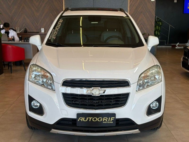 CHEVROLET TRACKER 1.8 MPFI LTZ 4X2 16V 2015/2015 AUTOGRIF MOTORS CAMPO BOM / Carros no Vale