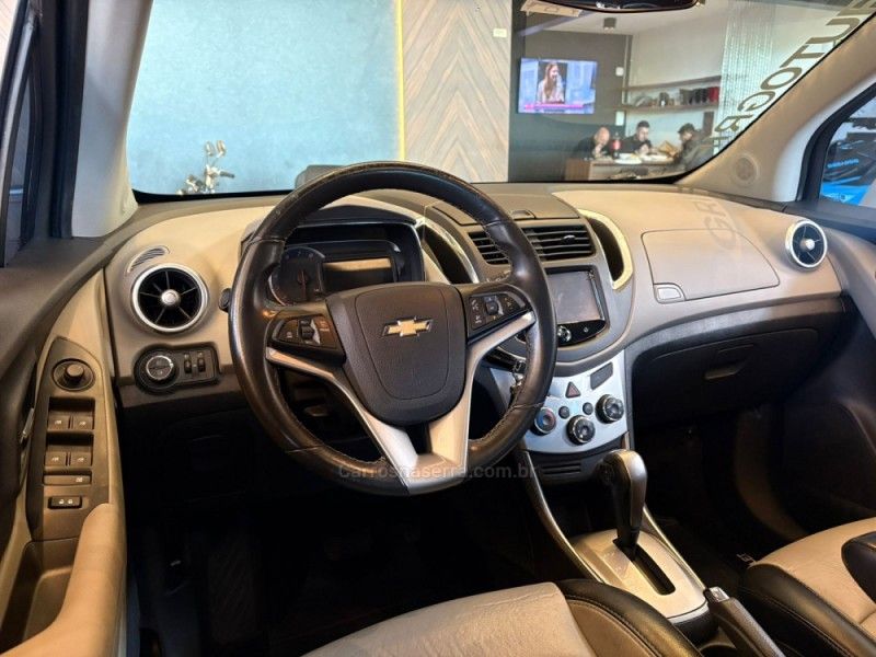 CHEVROLET TRACKER 1.8 MPFI LTZ 4X2 16V 2015/2015 AUTOGRIF MOTORS CAMPO BOM / Carros no Vale
