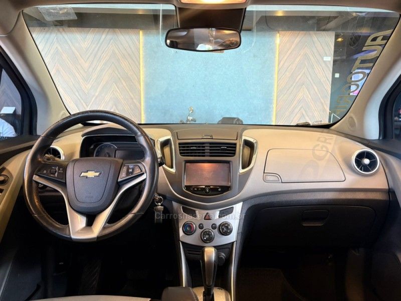 CHEVROLET TRACKER 1.8 MPFI LTZ 4X2 16V 2015/2015 AUTOGRIF MOTORS CAMPO BOM / Carros no Vale