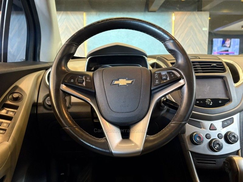 CHEVROLET TRACKER 1.8 MPFI LTZ 4X2 16V 2015/2015 AUTOGRIF MOTORS CAMPO BOM / Carros no Vale