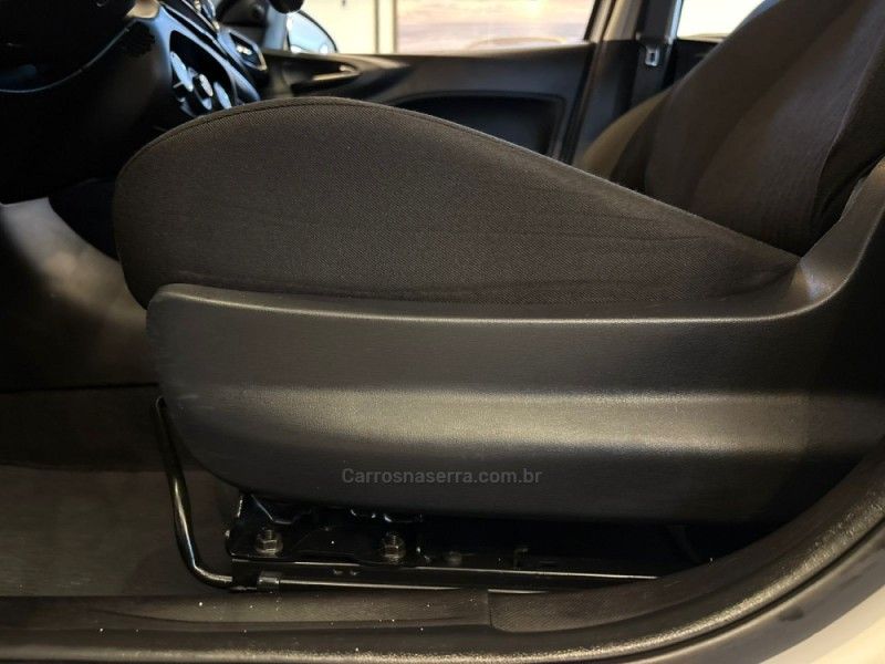 FIAT CRONOS 1.3 DRIVE 8V 2023/2023 AUTOGRIF MOTORS CAMPO BOM / Carros no Vale