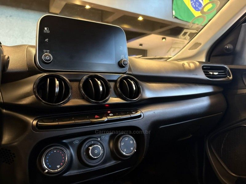 FIAT CRONOS 1.3 DRIVE 8V 2023/2023 AUTOGRIF MOTORS CAMPO BOM / Carros no Vale