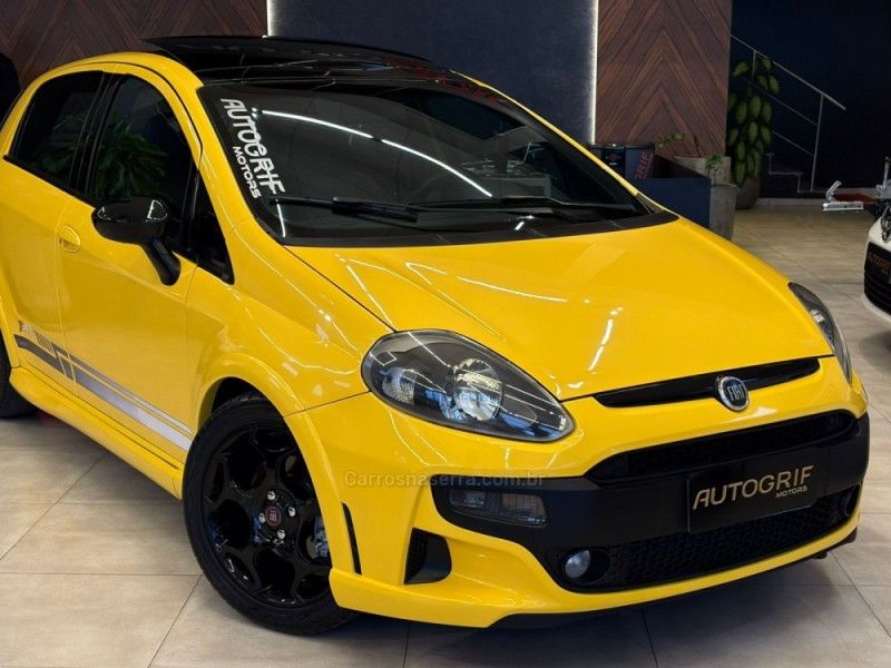 FIAT PUNTO 1.4 MPI 16V T-JET 2013/2013 AUTOGRIF MOTORS CAMPO BOM / Carros no Vale