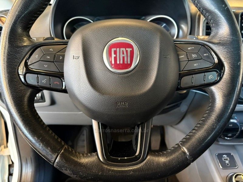 FIAT TORO 2.0 16V TURBO VOLCANO AT9 4X4 2018/2018 AUTOGRIF MOTORS CAMPO BOM / Carros no Vale