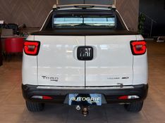 FIAT TORO 2.0 16V TURBO VOLCANO AT9 4X4 2018/2018 AUTOGRIF MOTORS CAMPO BOM / Carros no Vale