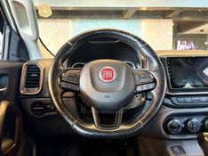 FIAT TORO 2.0 16V TURBO VOLCANO AT9 4X4 2018/2018 AUTOGRIF MOTORS CAMPO BOM / Carros no Vale