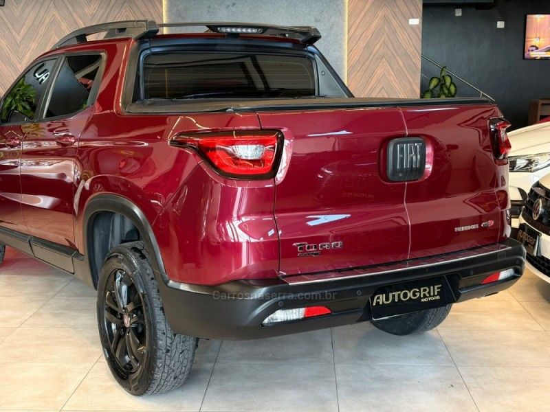 FIAT TORO 2.0 TURBO 16V 4X4 FREEDOM 2019/2019 AUTOGRIF MOTORS CAMPO BOM / Carros no Vale