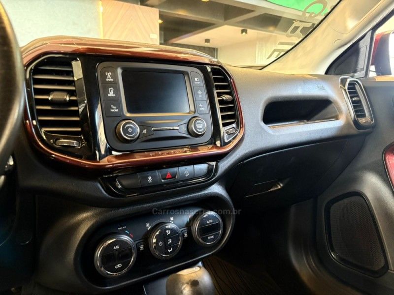 FIAT TORO 2.0 TURBO 16V 4X4 FREEDOM 2019/2019 AUTOGRIF MOTORS CAMPO BOM / Carros no Vale